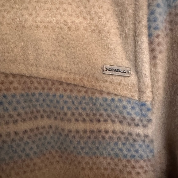 O'Neill Tan and Blue Fleece Shacket - Picture 5 of 6